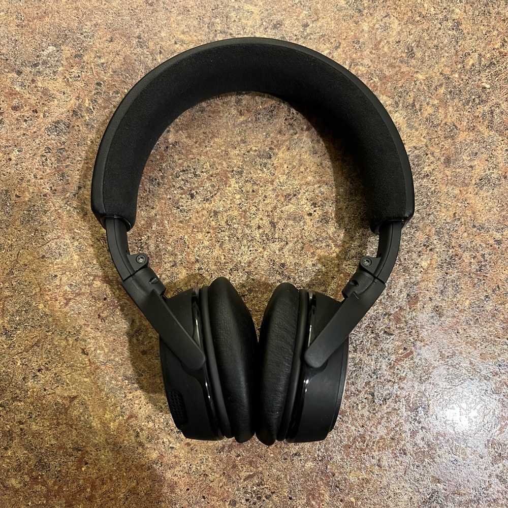 Bose Wireless On-Ear Headphones